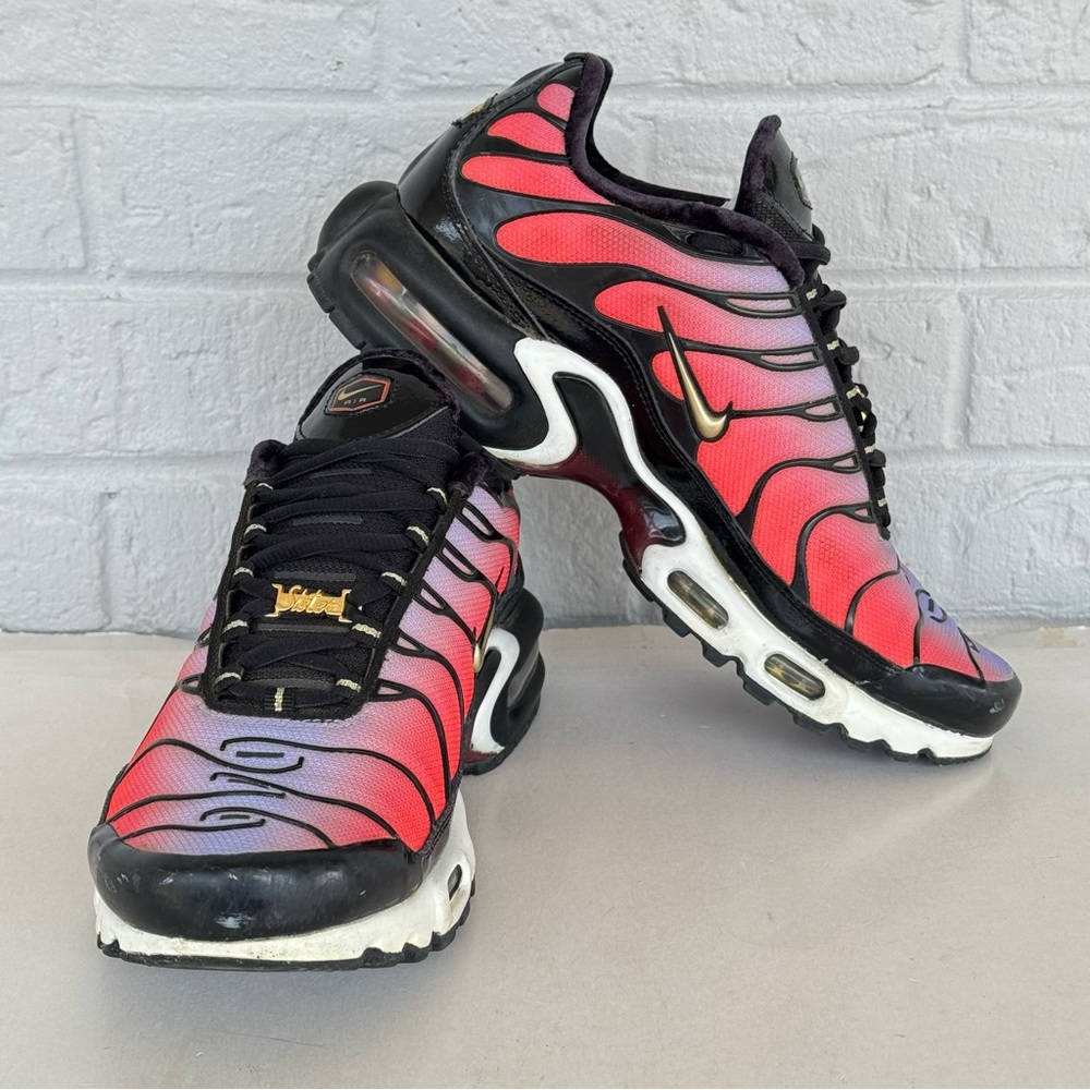 Nike Air Max Plus "Sisterhood" Sneakers Women's 9 - Picture 3 of 14
